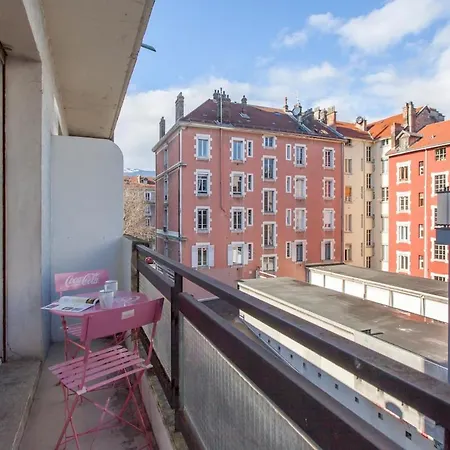Montagnes Russes Appartement *